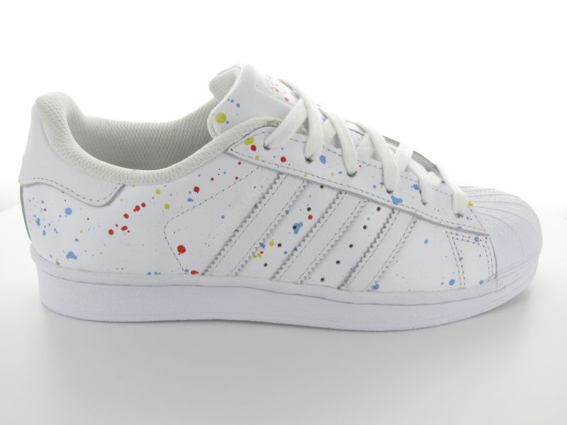 adidas superstar tache de peinture